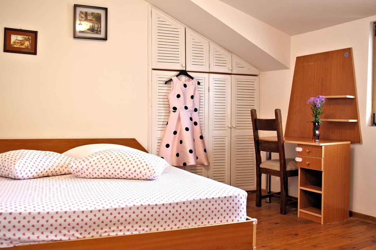 Lover'S Nest Next To The Beach Varna Extérieur photo